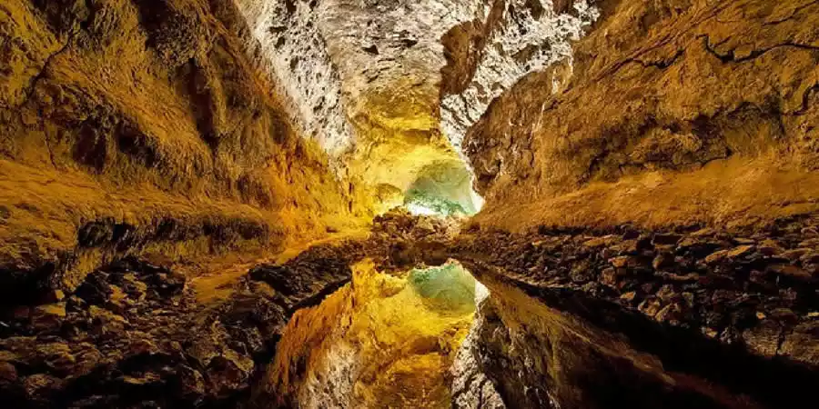 Cueva de los Verdes